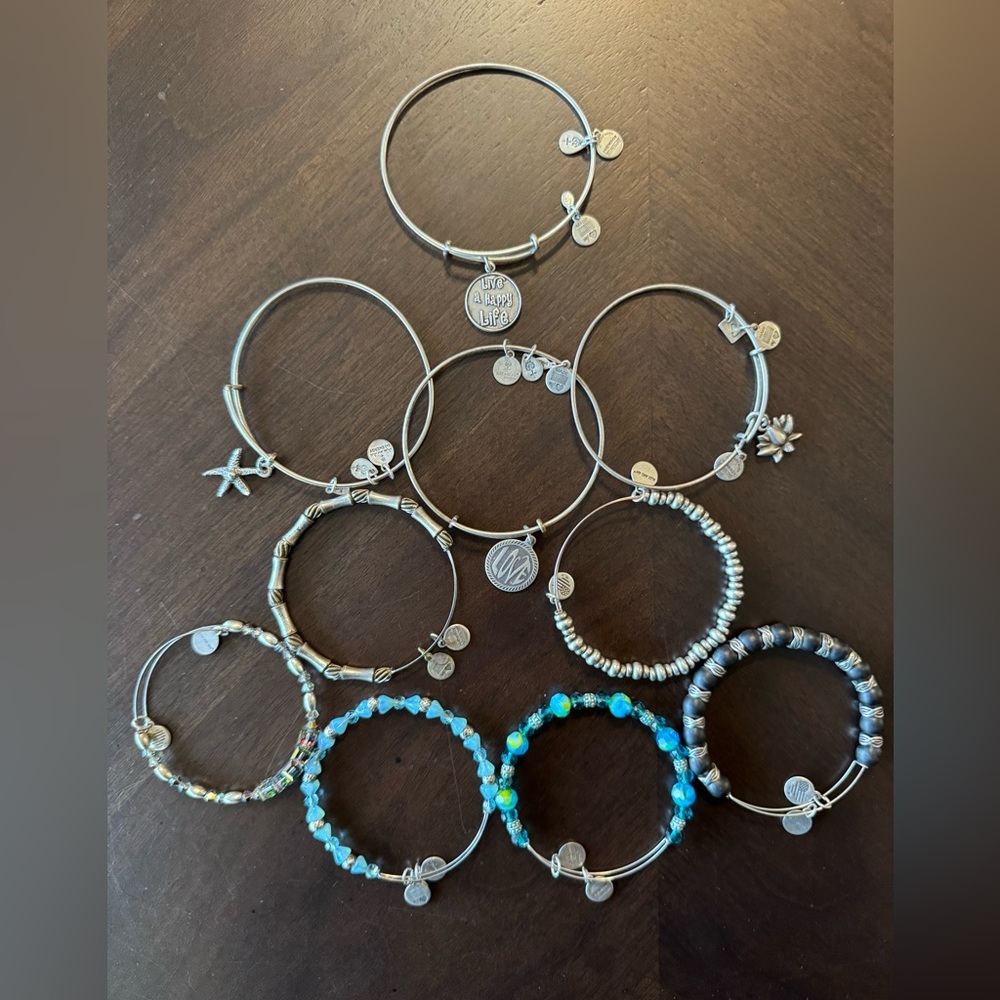 Chic Silver and Blue Beaded Bracelet Collection